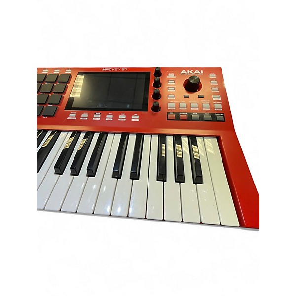 Used Akai Professional MPC KEY 37 Keyboard Workstation