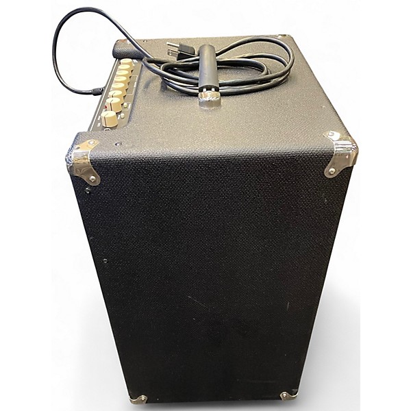 Used Fender rumble200 Bass Combo Amp