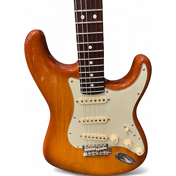 Used Fender American Deluxe Stratocaster Sienna Sunburst Solid Body Electric Guitar
