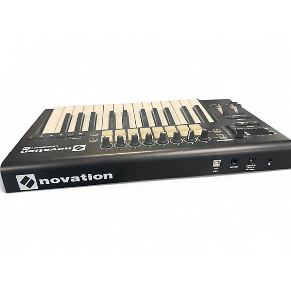 Used Novation Launchkey 25 Key MIDI Controller
