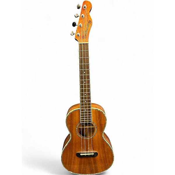 Used Fender Montecito Koa Natural Ukulele