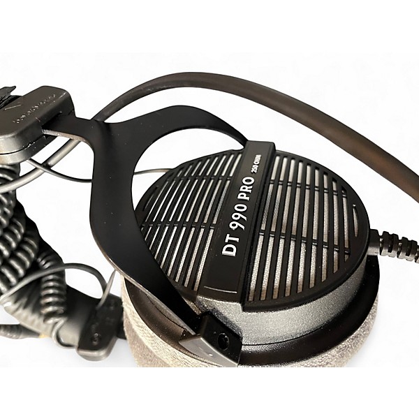 Used beyerdynamic DT990 Headphones