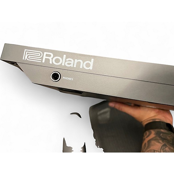 Used Roland DJ-202 DJ Controller