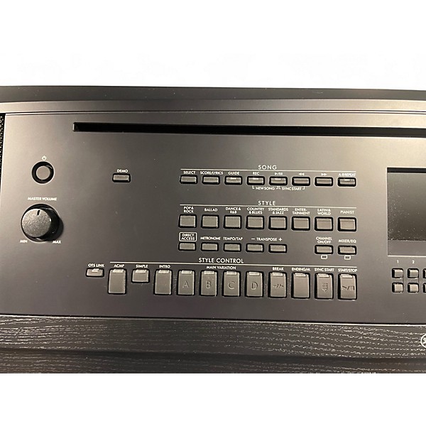 Used Yamaha DGX670 Digital Piano