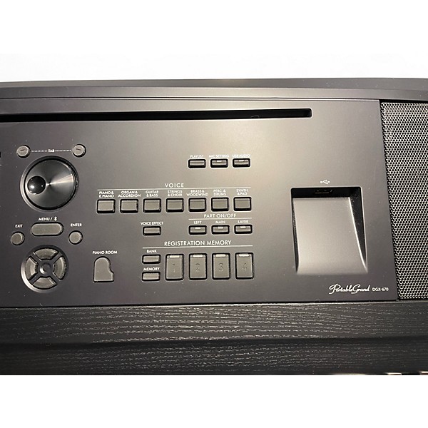 Used Yamaha DGX670 Digital Piano