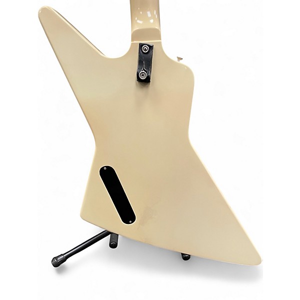 Vintage 1975 Gibson Explorer Alpine White Solid Body Electric Guitar