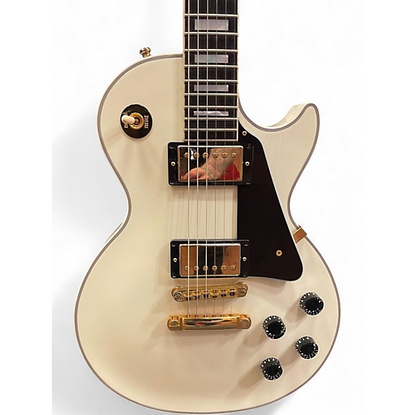 Used Gibson Les Paul Custom Alpine White Solid Body Electric Guitar