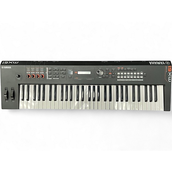 Used Yamaha MX61 61 Key Keyboard Workstation