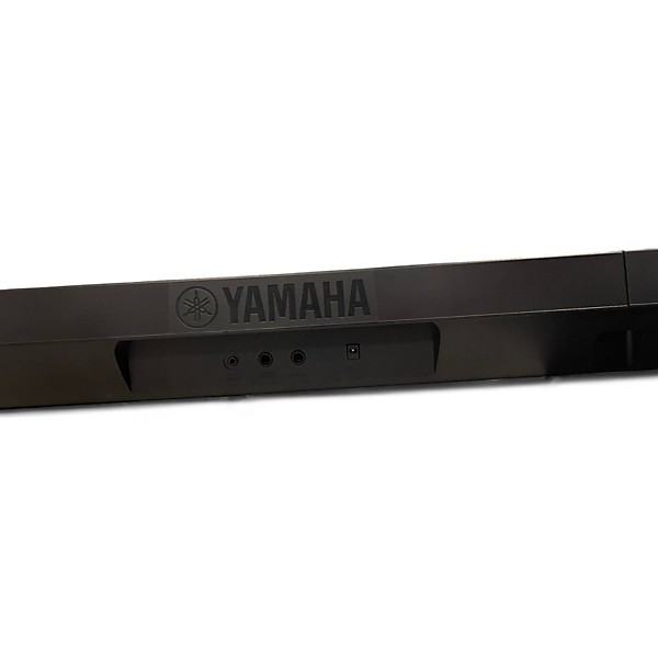 Used Yamaha PSR-E273