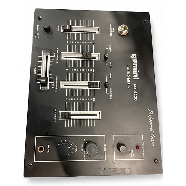 Used Gemini MX-2220 Powered Mixer