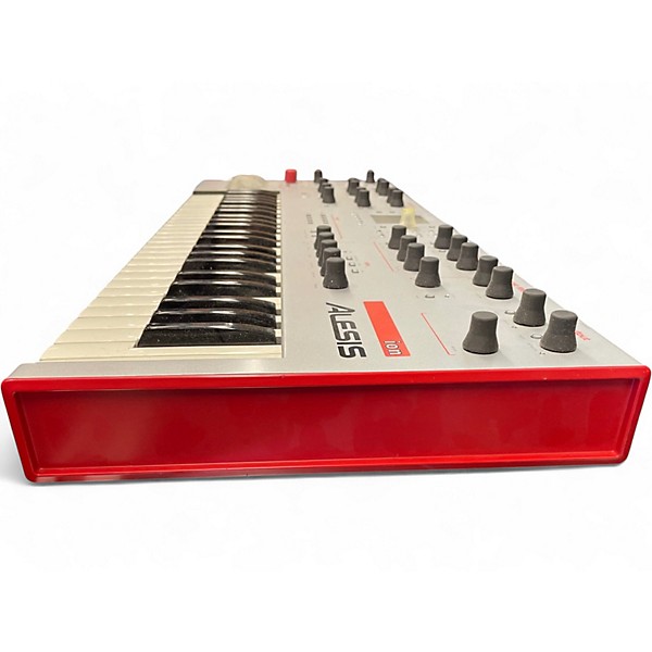 Used Alesis Ion Analog Modeling Synthesizer Synthesizer