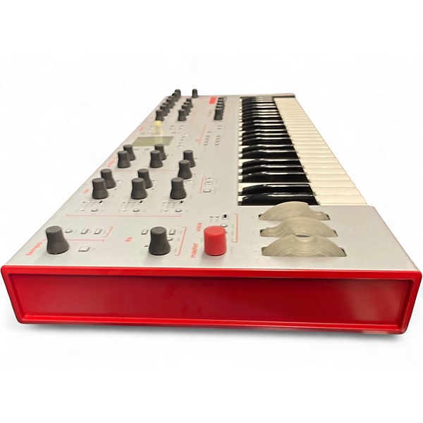 Used Alesis Ion Analog Modeling Synthesizer Synthesizer