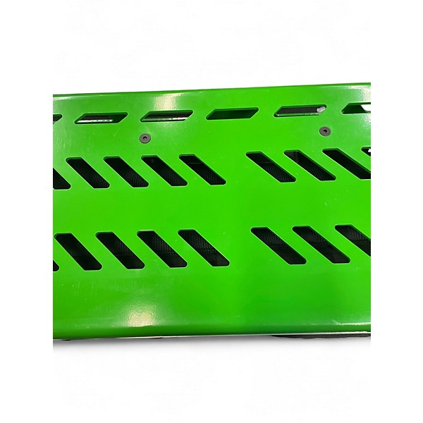 Used Gator GREEN LARGE PEDALBOARD Pedal Board