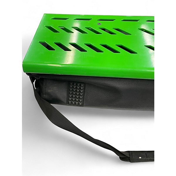 Used Gator GREEN LARGE PEDALBOARD Pedal Board