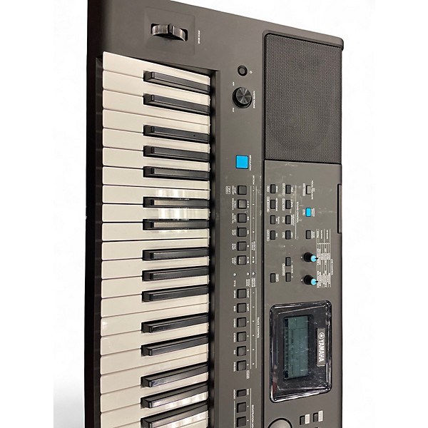 Used Yamaha PSR-E473 Portable Keyboard