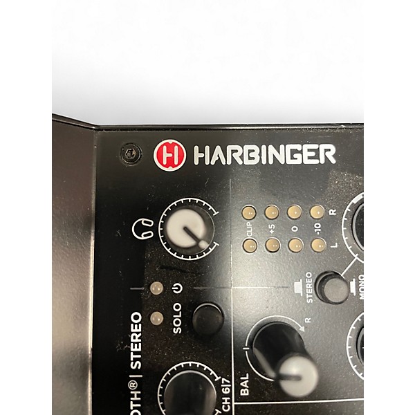 Used Harbinger LV7 Powered Mixer