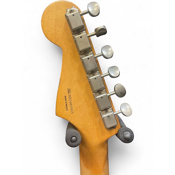 Used Fender Road Worn 1960S Stratocaster Olympic White Solid Body Electric Guitar