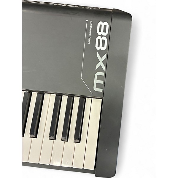 Used Yamaha MX88 Synthesizer