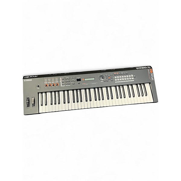 Used Yamaha MX61 61 Key Keyboard Workstation