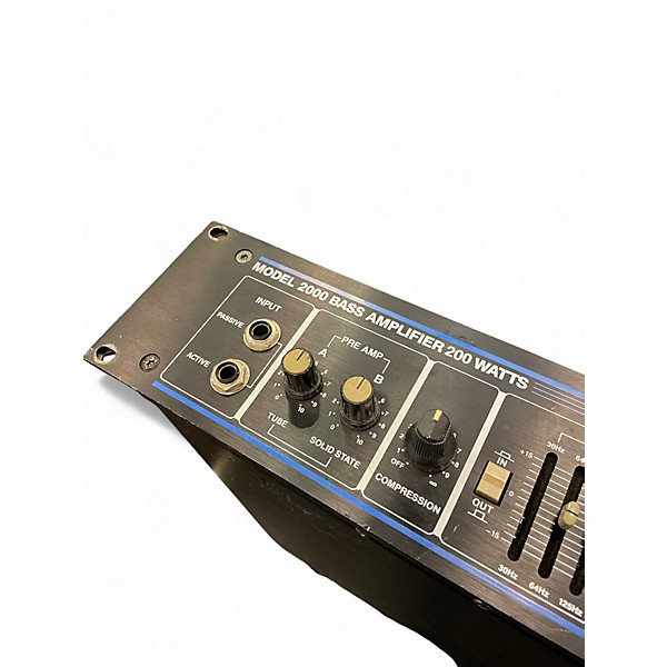 Used Hartke MODEL 2000 Bass Amp Head