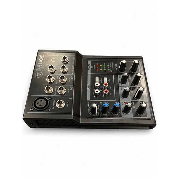 Used Mackie MIX5 Powered Mixer