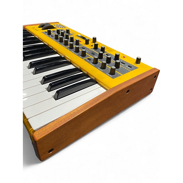 Used Dave Smith Instruments Mopho Synthesizer