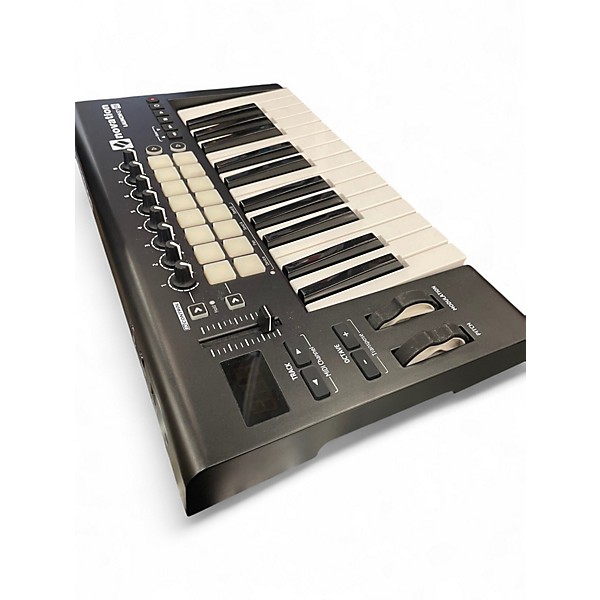 Used Novation Launchkey 25 Key MIDI Controller