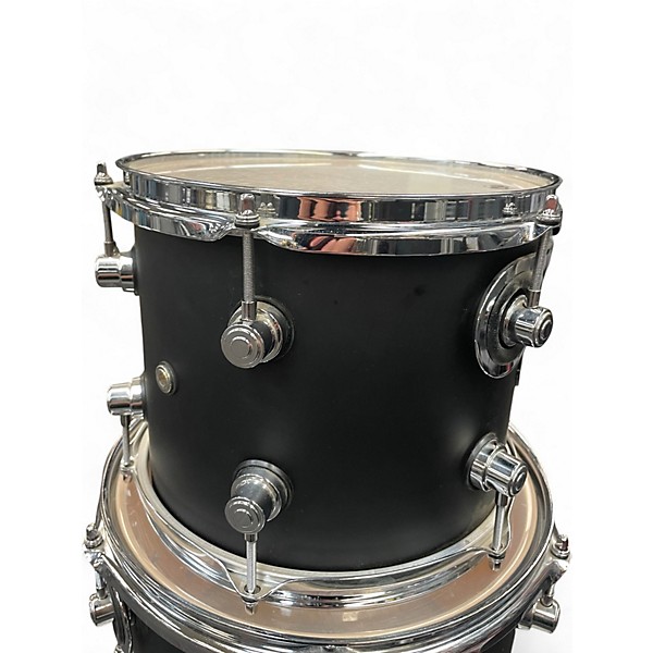 Used Dw  5 Piece design series Satin Black Drum Kit