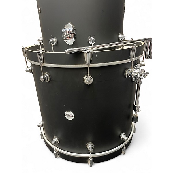 Used Dw  5 Piece design series Satin Black Drum Kit
