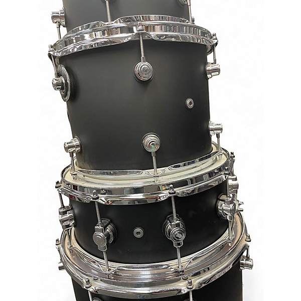 Used Dw  5 Piece design series Satin Black Drum Kit