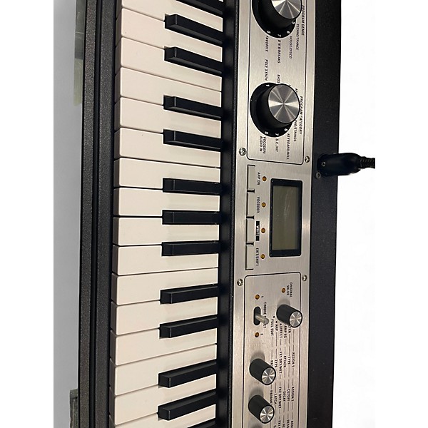 Used KORG microkorg xl Synthesizer