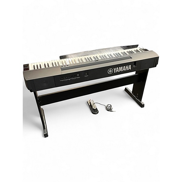 Used Yamaha p255 Digital Piano
