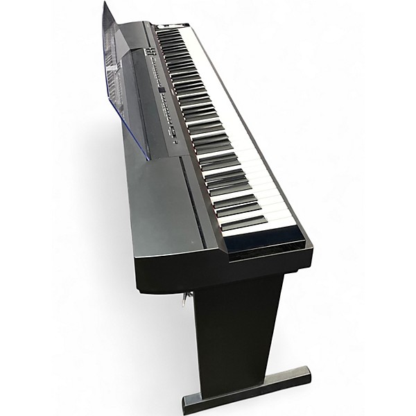 Used Yamaha p255 Digital Piano