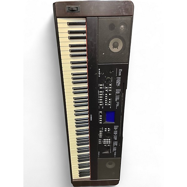 Used Yamaha DGX 650 Arranger Keyboard