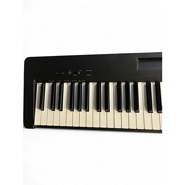 Used Yamaha P143 Digital Piano Digital Piano