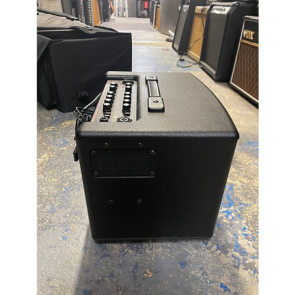 Used Roland AC 60 Battery Powered Amp