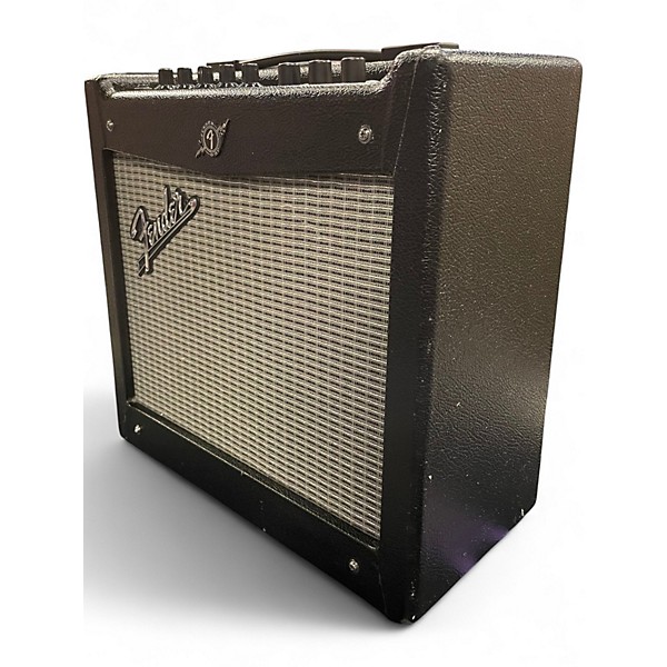 Used Fender Mustang I V2 20W 1X8 Guitar Combo Amp