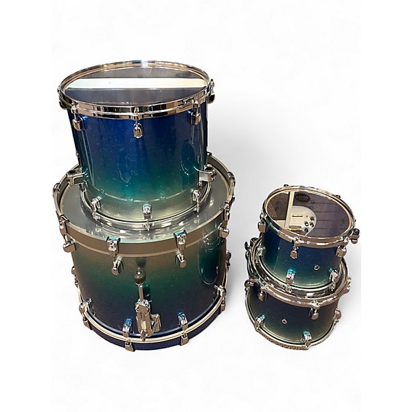 Used TAMA 4 Piece STARCLASSIC WALNUT BIRCH MOLTEN BLUE ICE FADE Drum Kit