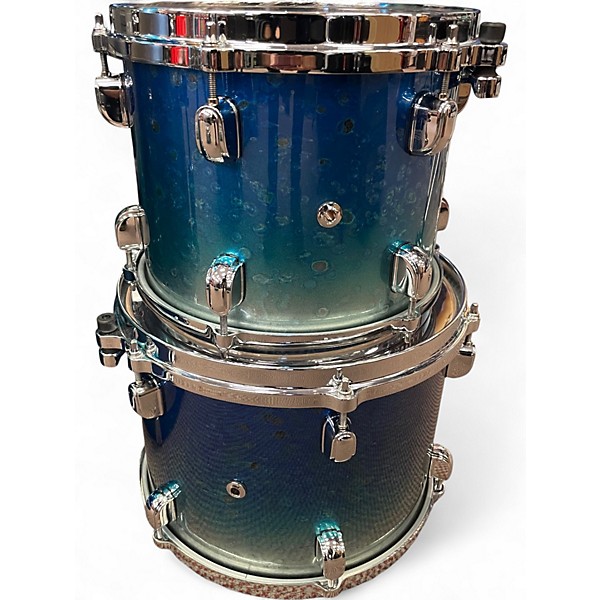 Used TAMA 4 Piece STARCLASSIC WALNUT BIRCH MOLTEN BLUE ICE FADE Drum Kit