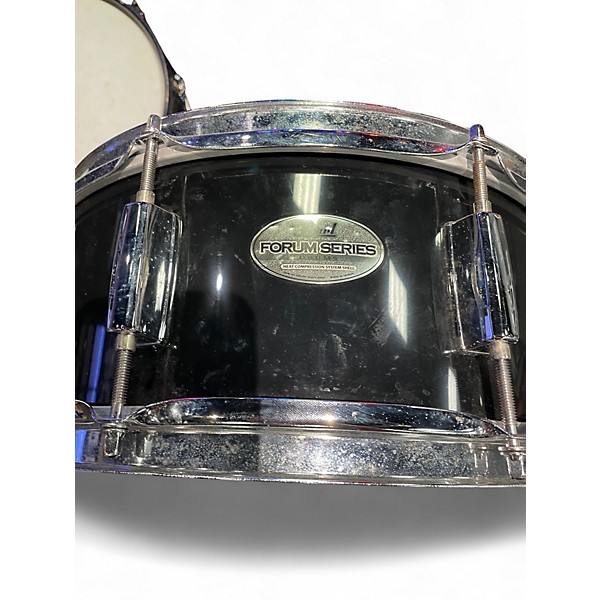 Used Pearl 5X14 Forum Series Snare Black Drum