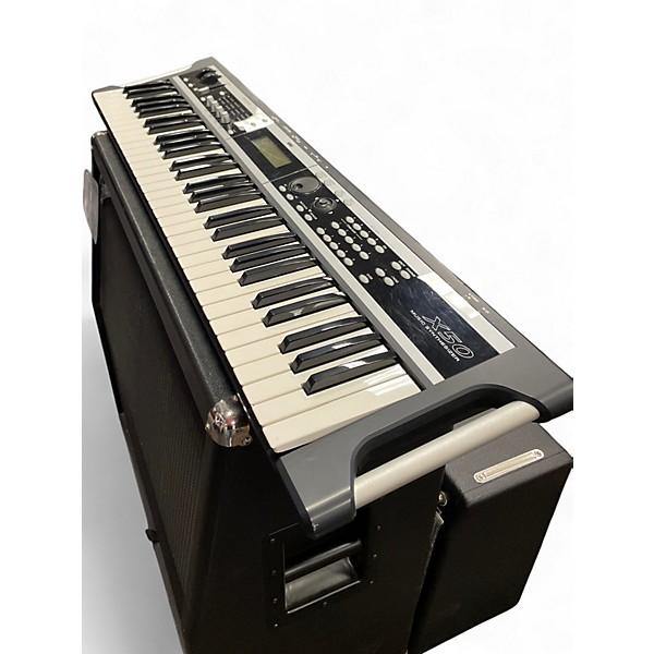 Used KORG X50 61 Key Synthesizer