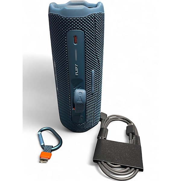 Used JBL FLIP 7 Bluetooth Speaker