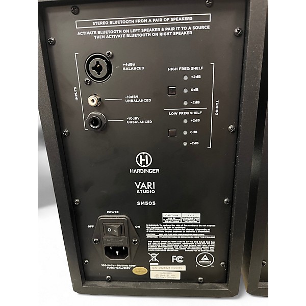 Used Harbinger vari sm505 pair Powered Monitor