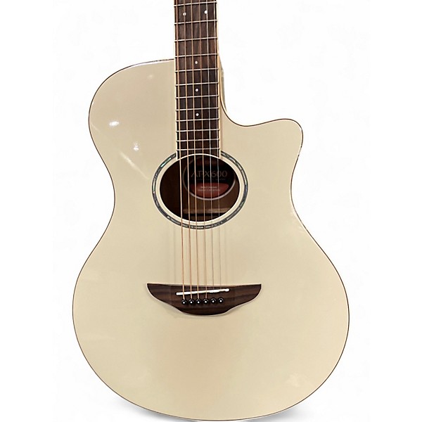 Used Yamaha APX White Acoustic Guitar