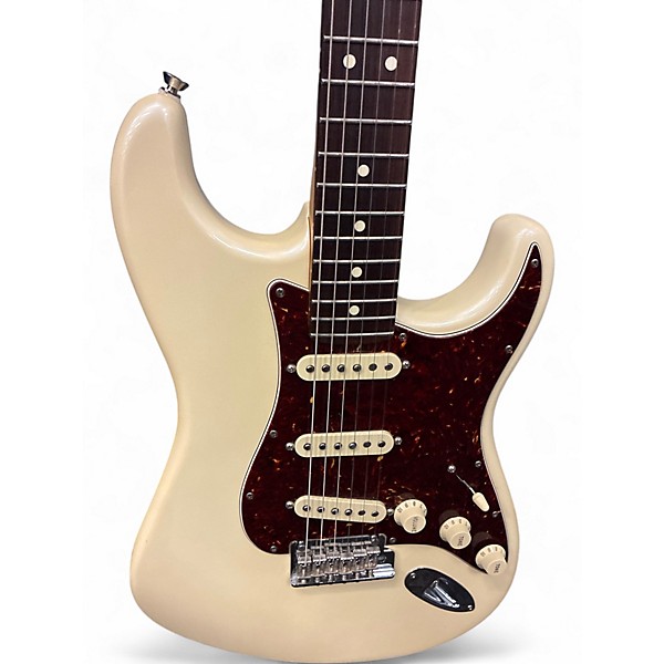 Used 2020 Fender American Showcase Stratocaster Olympic Pearl Solid Body Electric Guitar