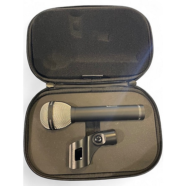 Used beyerdynamic M88 Dynamic Microphone