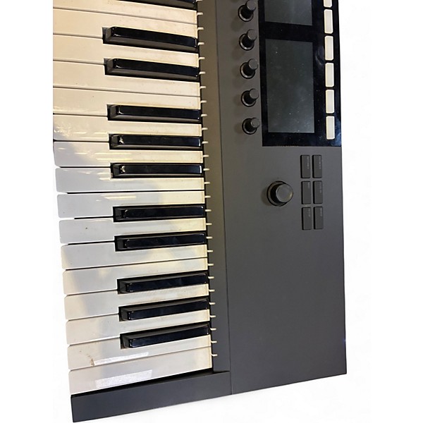 Used Native Instruments Komplete Kontrol S49 MK2 MIDI Controller