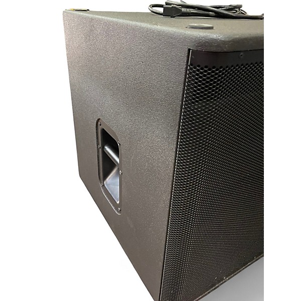 Used Yamaha DXS15 Powered Subwoofer