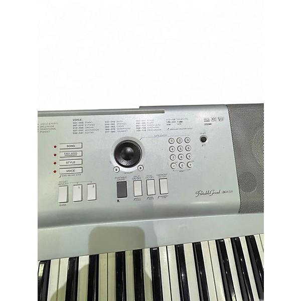 Used Yamaha DGX220 Portable Keyboard
