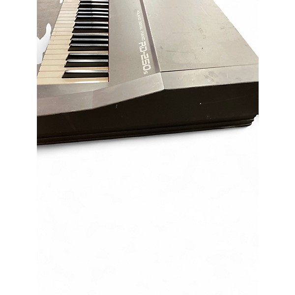 Used Roland RDS250s Digital Piano